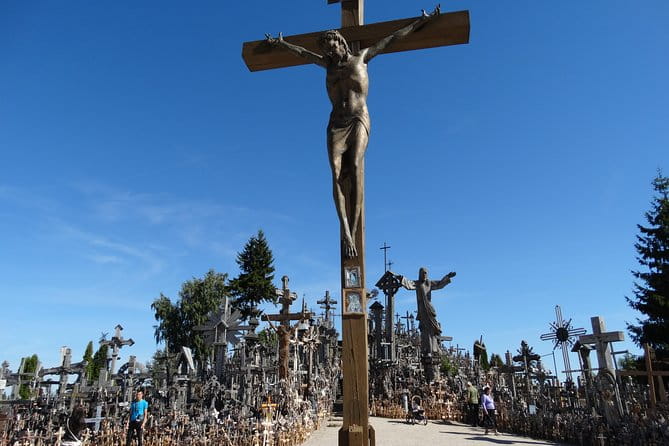 Trip to the Hill of Crosses & a Charmed Jelgava From Riga - Customizable and Personal Experience