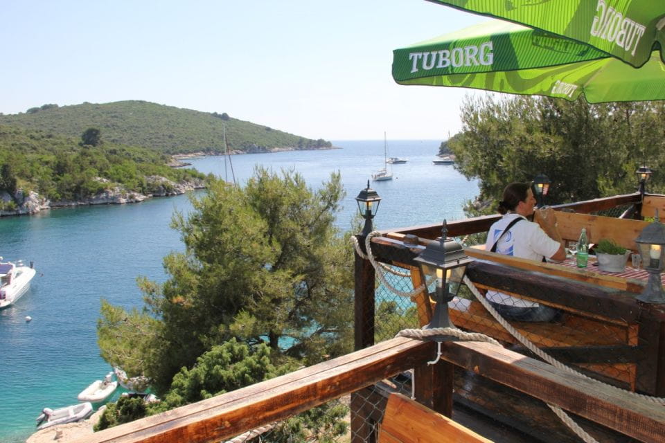 Trogir and Split Private Blue Lagoon & Šolta 3 Islands Tour - Sightseeing in Maslinica