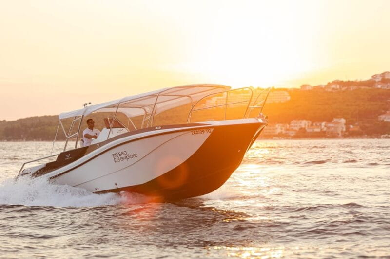 TROGIR: Blue Lagoon & 3 Islands Half-day Speedboat tour - Entering the Heart of Dalmatia: A Speedboat Adventure Begins