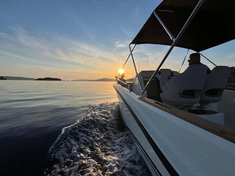 Trogir: Blue Lagoon and 3 Islands Speedboat Tour - Price and Logistics