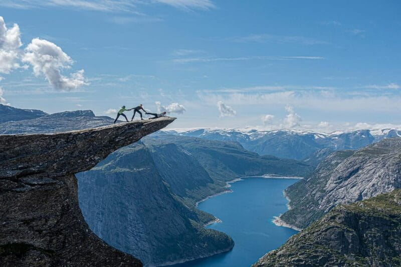 Trolltunga: Trolltunga Summer Hike - Entering the World of Trolltunga: A Guide to the Experience