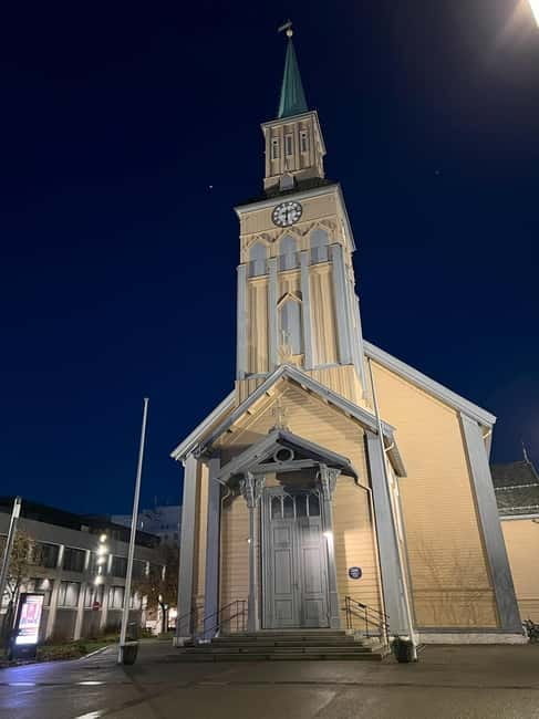 Tromsø: Evening City Walking Tour with Arctic Stories - FAQ