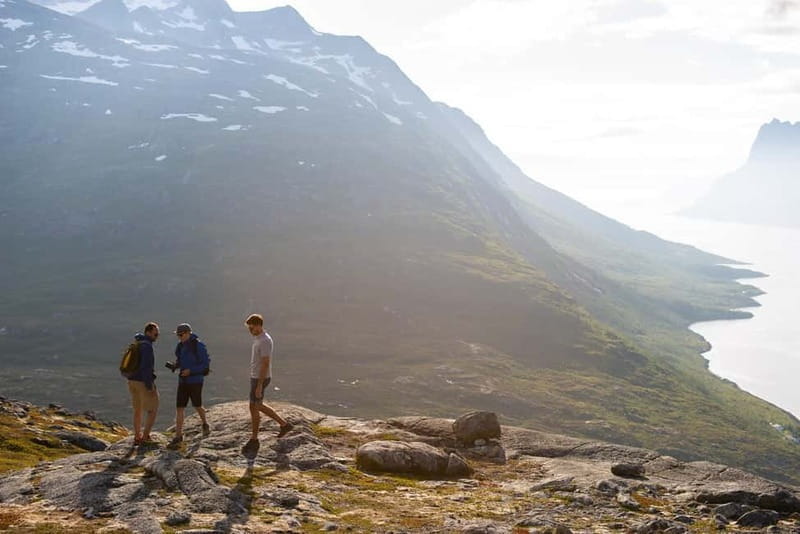 Tromsø: Midnight Fjord Tour - Entering the Arctic Wilderness: The Journey Begins