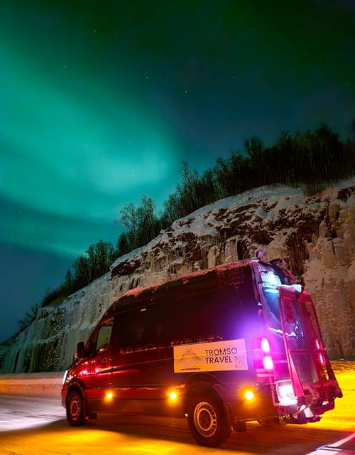 Tromsø: Northern Lights Hunt, private tour - Practical Tips for Booking and Participating