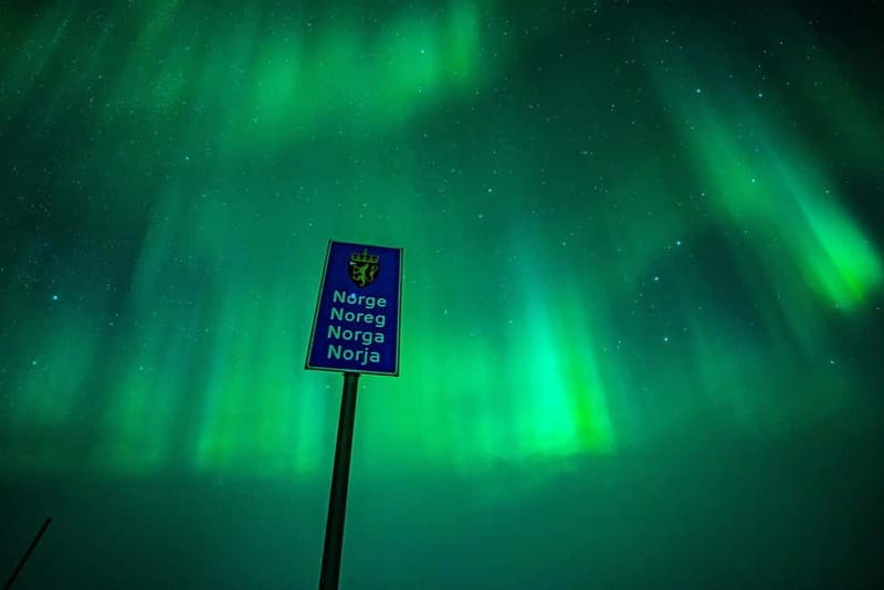 Tromsø: Northern Lights Tour with Hot Drinks and Snacks - The Itinerary: What to Expect from Start to Finish