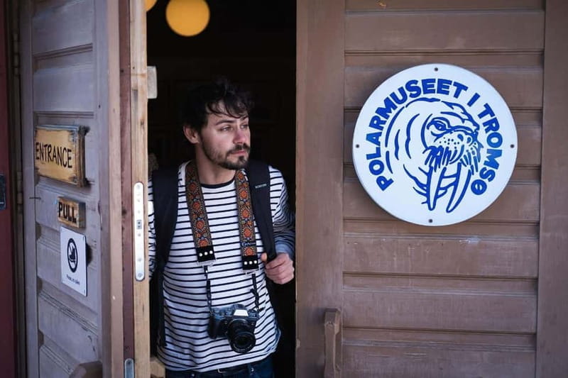 Tromsø: Private Photoshoot in the City Centre - Exploring Tromsø: A Photogenic Arctic City