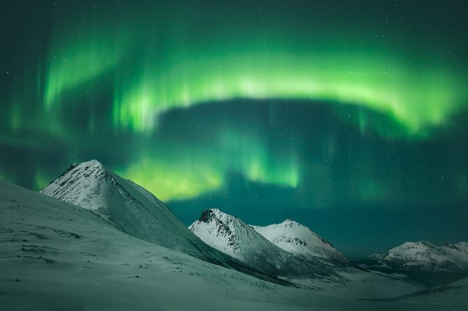 Tromsø: Small Group Northern Lights Hunt - Passport and Terrain Requirements