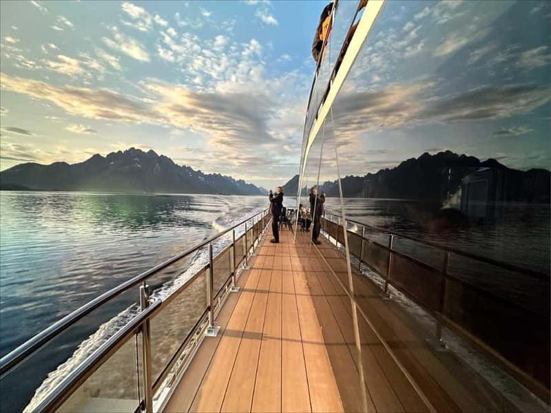 Tromsø: Summer Arctic Light Cruise with a Guide - Key Points and Takeaways