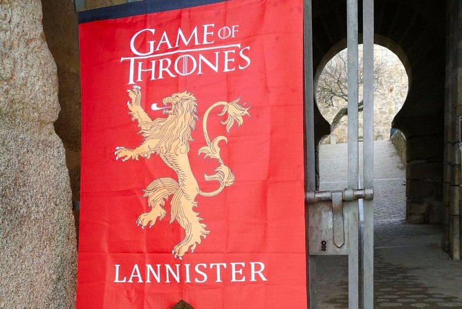 TRON of THRONES GUIDED Visit! We Are Not Encyclopedias With Legs! - Real History of the Castle