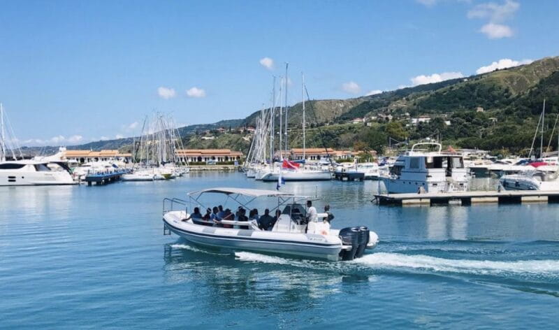 Tropea: Capo Vaticano Boat Trip with Snorkeling & Drink - Exploring Calabria’s Coast on a Boat
