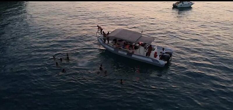 Tropea: Sunset Boat Tour to Capo Vaticano with Aperitif - Entering Tropea: Setting Out on a Scenic Journey