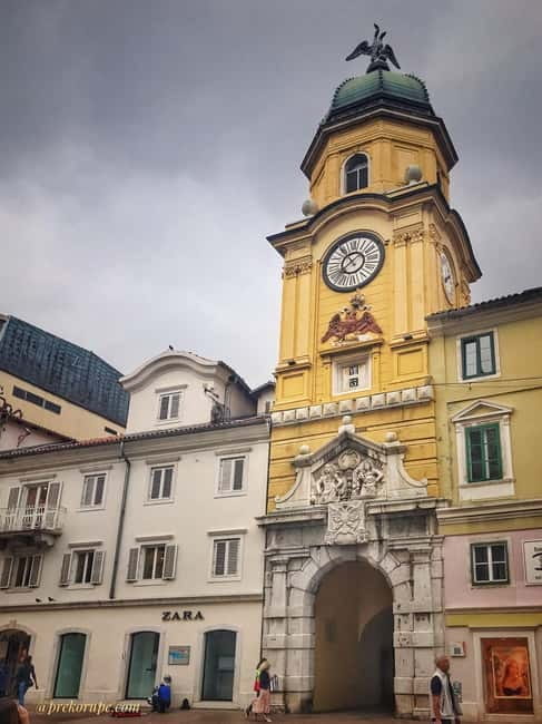 Trsat Hill and Rijeka - city tour with a Polish guide - A Balanced Look at Trsat Hill and Rijeka — Guided in Polish