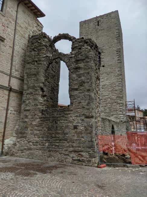 Truffle trail between Gubbio and Pietralunga: an e-bike tour combining taste and history - Discovering the Route from Gubbio to Pietralunga