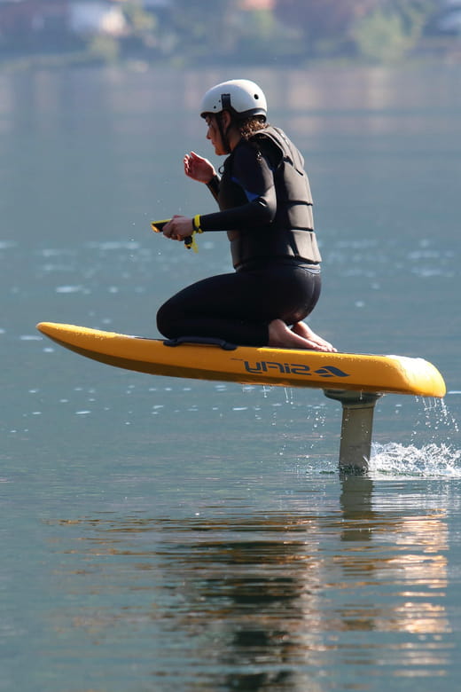 Try Efoil - E-foil lesson on Lake Como in Lecco (Beginner) - Price and Value Analysis