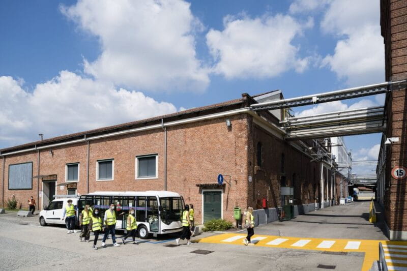 Turin: Casa Martini Tour with Tasting - Beginning with Free Exploration and Guided Insights