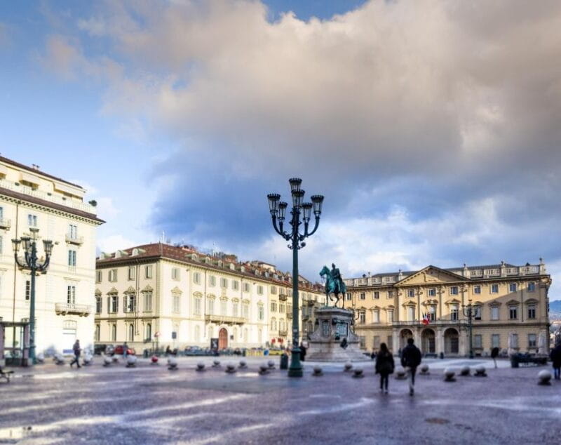 Turin: Express Walk with a Local in 60 minutes - Key Points / Takeaways