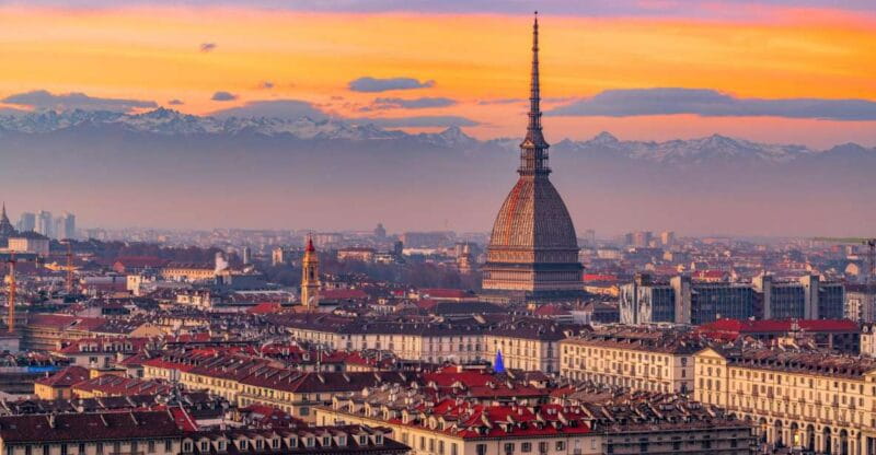 Turin: Express Walk with a Local in 60 minutes - Exploring Turin in Just 60 Minutes: A Practical Guide