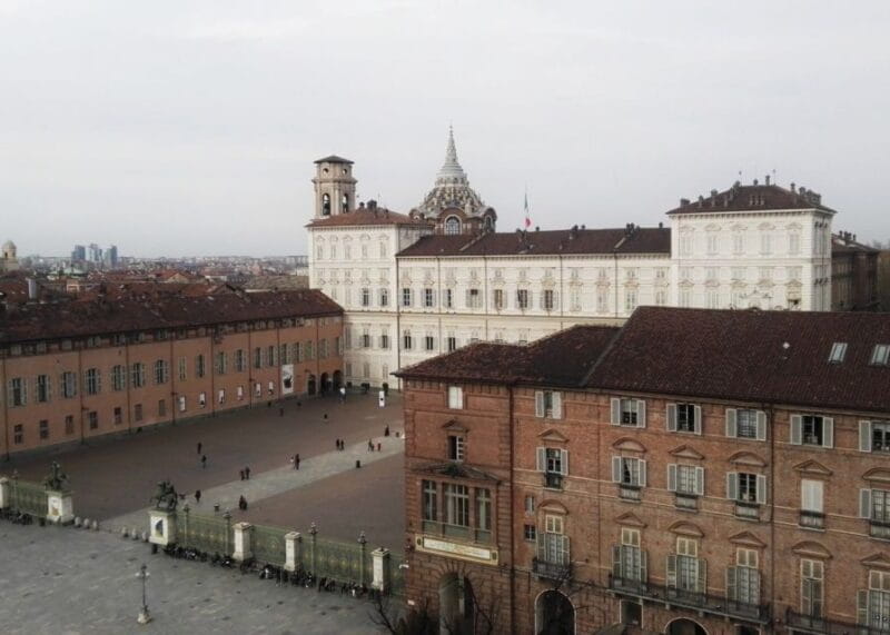 Turin Express Walking Tour - The Guide and Language