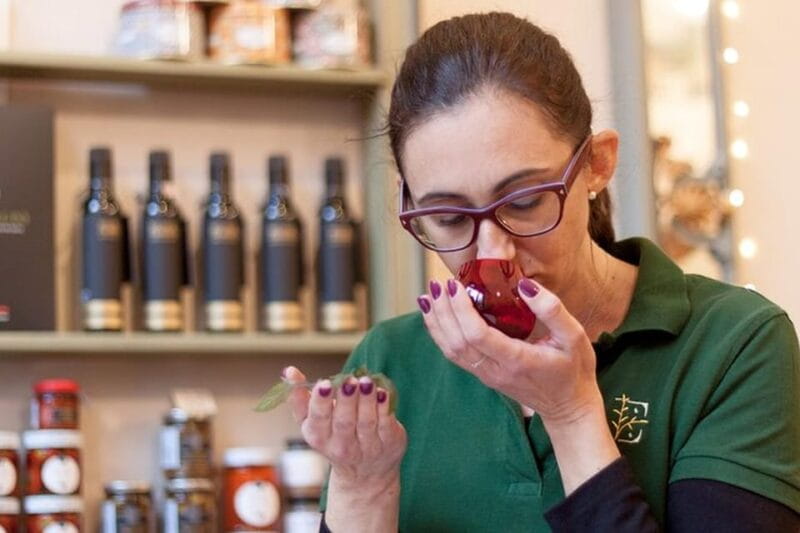 Turin: Gastronomy tasting through oil, wine and cheese - Why this experience is a treat for lovers of good food and authentic experiences