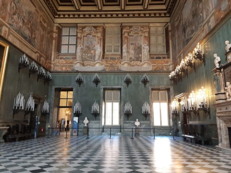 Turin: Royal Palace & Cathedral Tour w/ Skip-the-line Entry - Who Should Take This Tour?