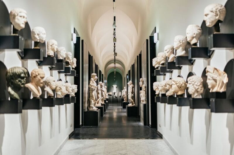 Turin: Royal Palace & City Tour Guided Experience - Who this tour suits best