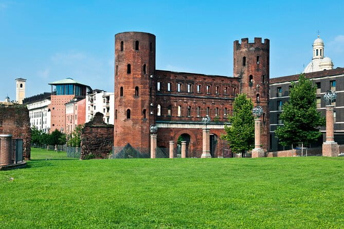 Turin Scavenger Hunt and Highlights Self-Guided Tour - Detailed Breakdown of the Tour Itinerary