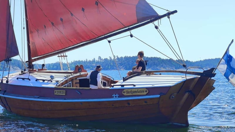 Turku Archipelago: 3-hour Sailing Trip Around Källdö Islands - Entering the Finnish Archipelago: What to Expect