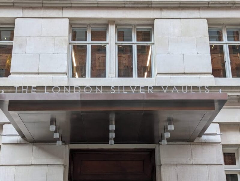 Turmoil, Templars, Oliver Twist: London's Squalor & Splendor - Hidden Prisons and the Silver Vaults