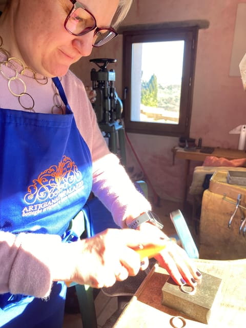 Tuscany:Make your own weddingrings in an unforgettable class - FAQ