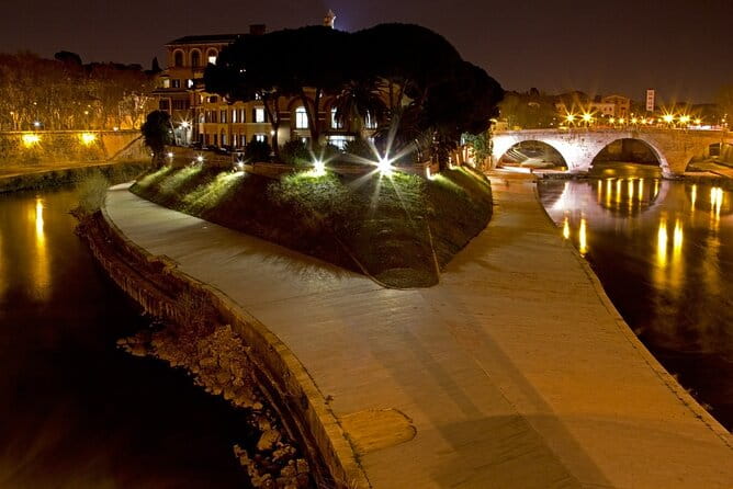 Twilight: Private 3h Rome Night Tour with Aperitivo - An Evening in Rome: A Private Guided Tour Experience