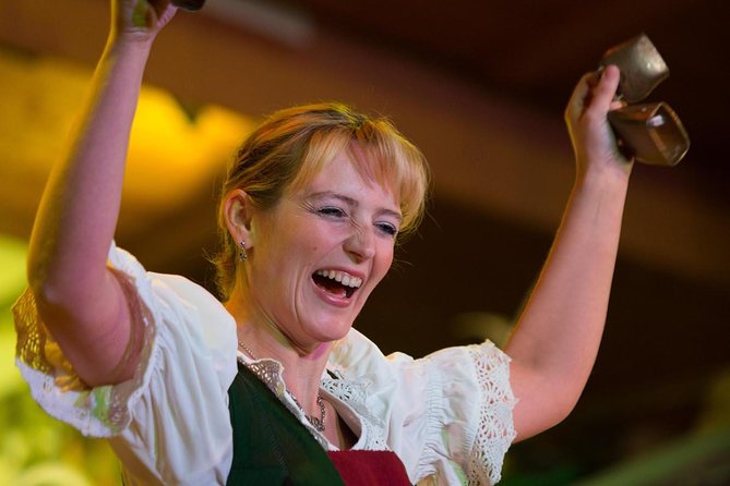 Tyrolean Folk Show Ticket in Innsbruck - Tyrolean Music and Folk Culture