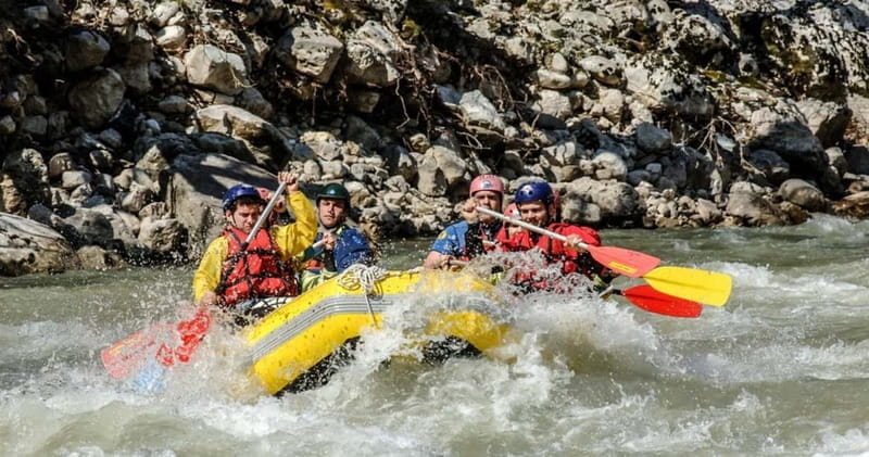 Tzoumerka: Rafting Arachthos Trail: Plaka Bridge- Tzari - A Thrilling Ride Through Greece’s Scenic Tzoumerka