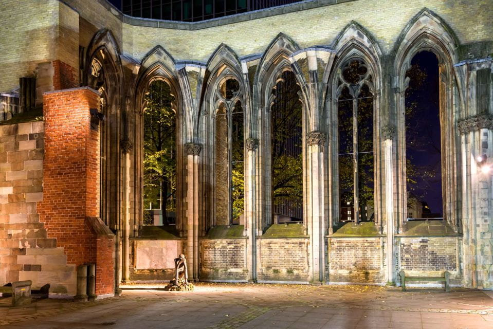 U-Boot Museum & War History Private Tour in Hamburg - Hamburgs Industrial Role in War