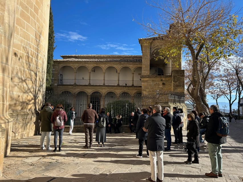 Ubeda: Highlights Walking Tour + Vela De Los Cobos Palace - Tour Logistics and Meeting Point