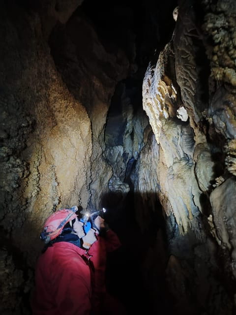 Udias: Guided Tour in a Mine and Access to a Natural Cave. - Tour Experience