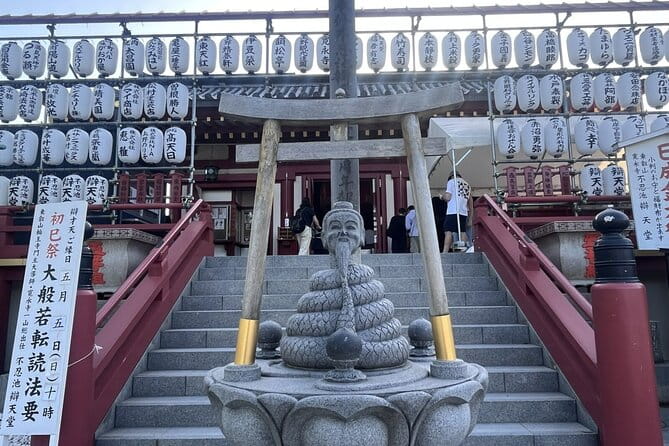 Ueno and Yanaka Culture Art Walking Tour in Old Tokyo - Meet Your Local Guide