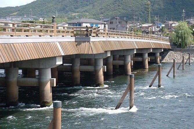 Uji Walking Tour - Byodo-In Temple and Tea Ceremony From Kyoto - Scenic Stroll in Uji
