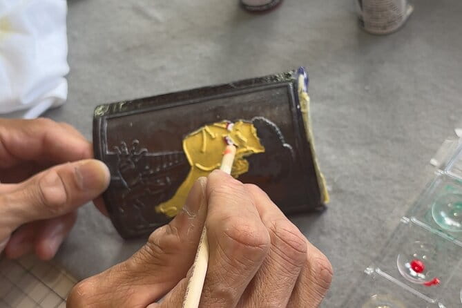 Ukiyoe Art on Glass Labels for Japanese Sake - Savoring the Flavors of Japanese Sake