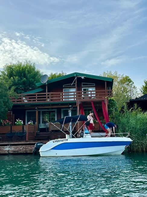 Ulcinj: Private Amazonas Boats Rental - Who Will Love This Experience?