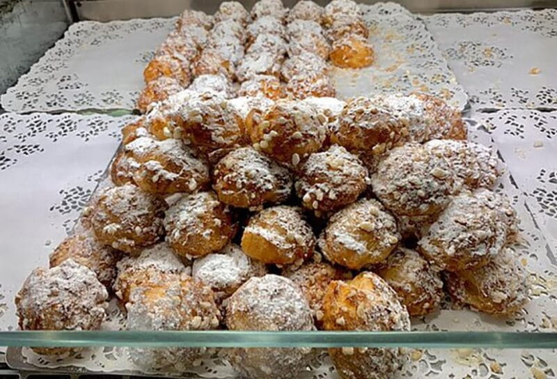 Ultimate Tastes and Tales Tour: Pastries, Stories, Flavors - A Taste of Bordeaux’s Famous Pastries