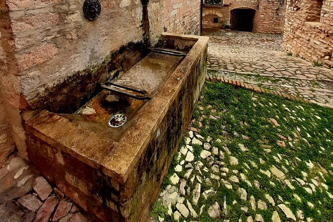 Umbria off the beaten track. Rasiglia, Trevi, Bevagna and Collepino - Who Is This Tour Best For?