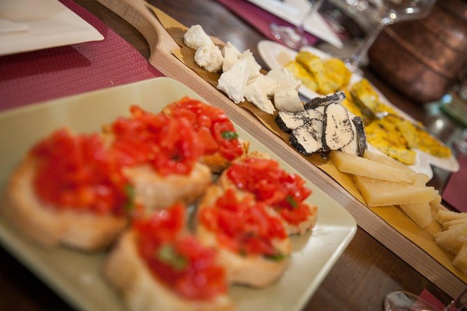 Umbria Wine Lovers Tour | Montefalco & Bevagna | Small Group Tour - Small Group Excursion