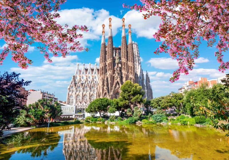 Uncover Sagrada Familia: Gaudís Designs and Museum Exhibits - The Museum: Behind the Curtain of Gaudí’s Creativity