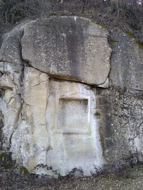 UNESCO Heritage Tour: Ancient Lin & Royal Tombs of Selca - Who Should Consider This Tour?