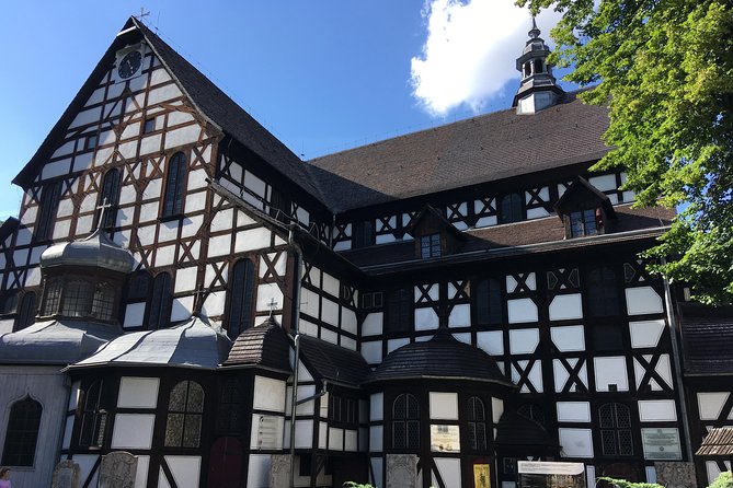 UNESCO World Heritage-Listed Church of Peace Day Tour From Wroclaw - Group Size and Accessibility