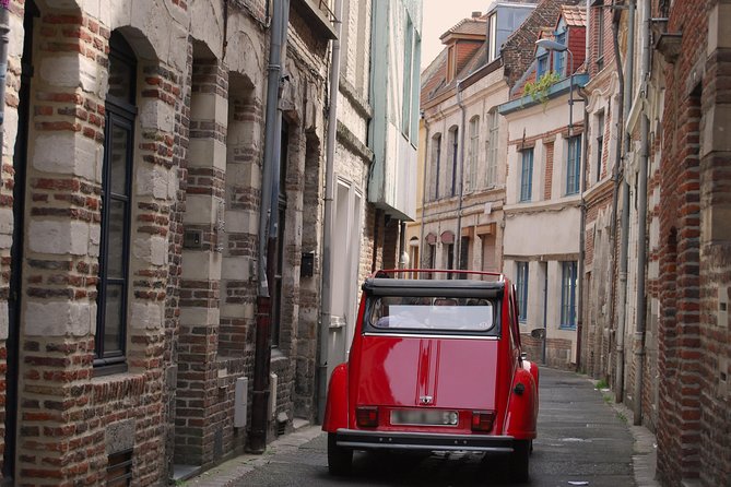 Unique Tour of Lille by Convertible 2CV - 1h00 - Discovering Historic City Center