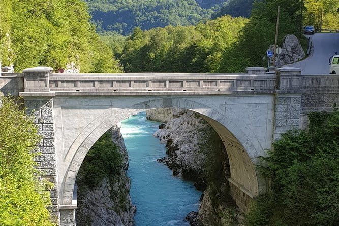 Unique Vertical Camping - Who Will Love This?