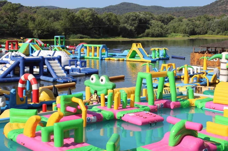 Unlimited day pass to giant water park Roquebrune sur Argens - The Experience: What to Expect