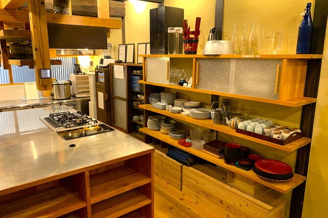 Unlimited Sake and Hand-Rolled Sushi Workshop - Sake Guide and Sushi-Making Instructions