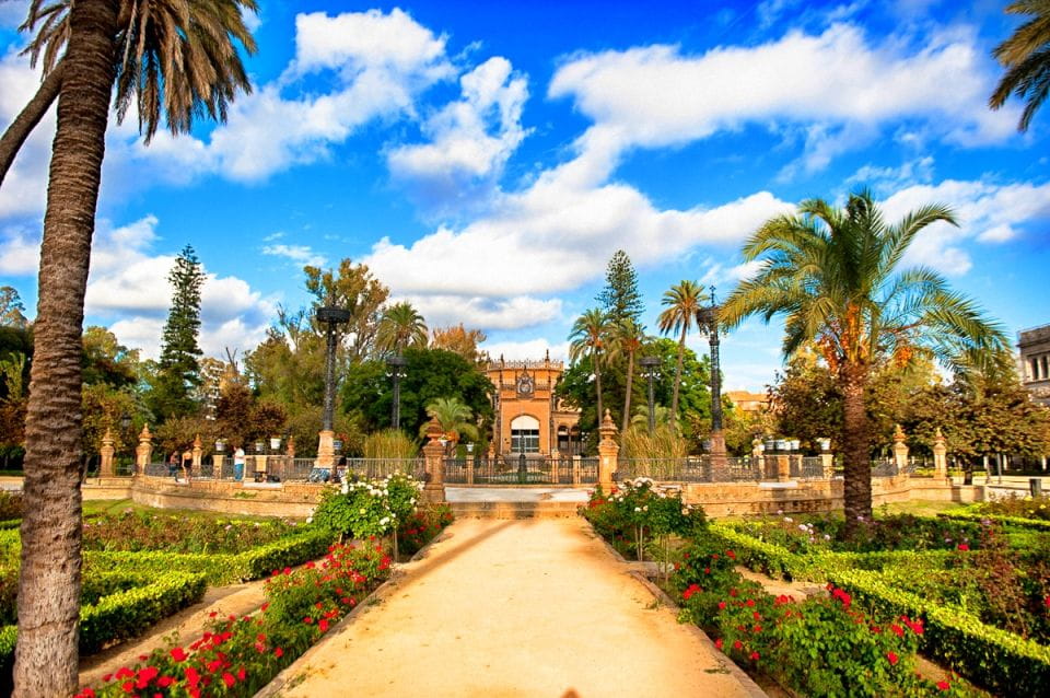 Unusual Seville: 2.5-Hour Tour and Cruise - Unique Sights in Seville